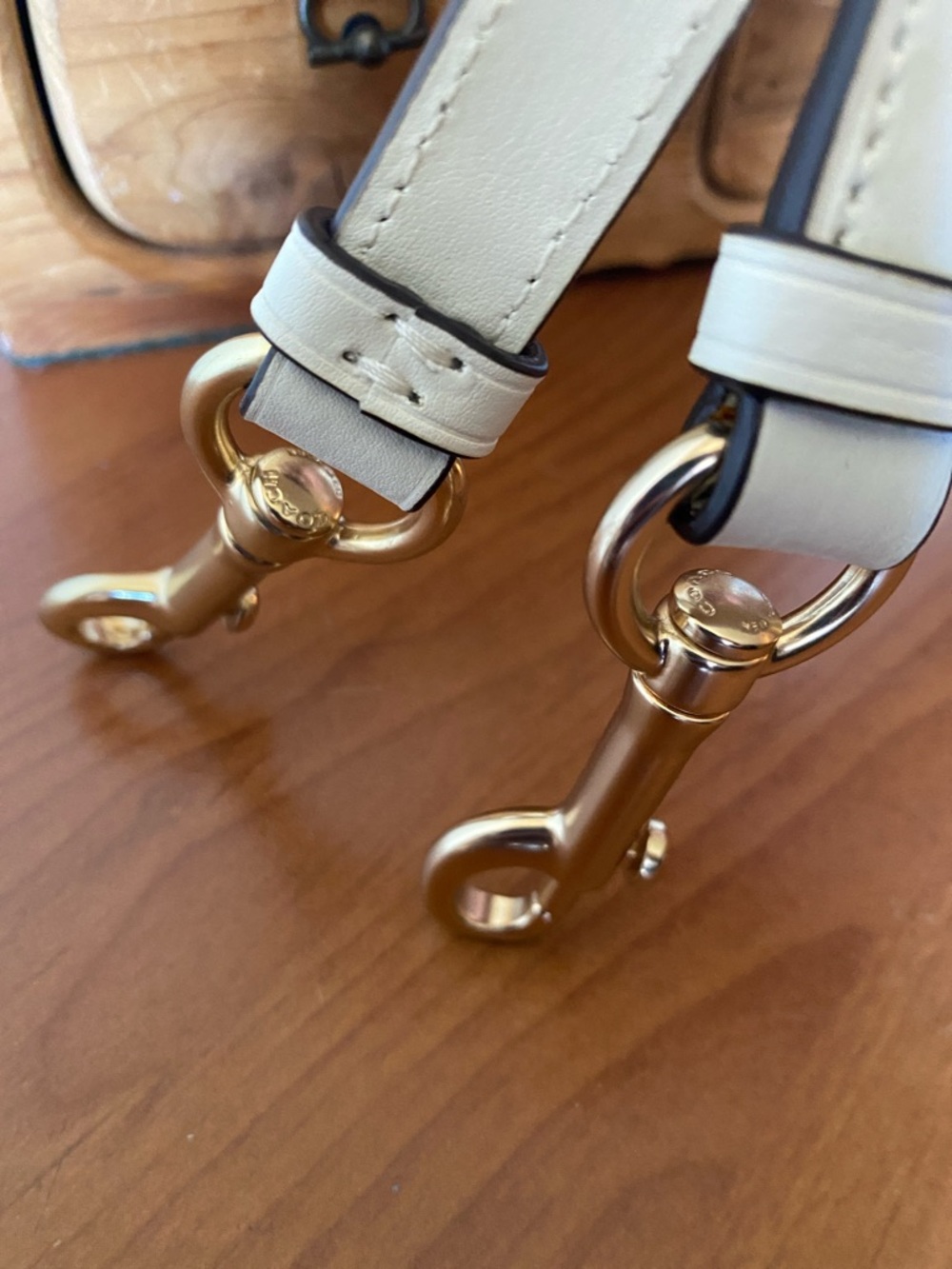 Coach Replacement Strap - Picture 4 of 5